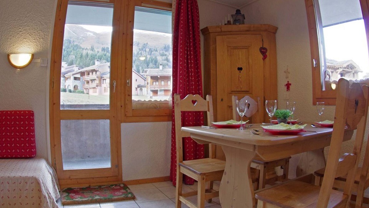 Les Avanchers-Valmorel Apartment | Cozy 2-room apartment in Valmorel