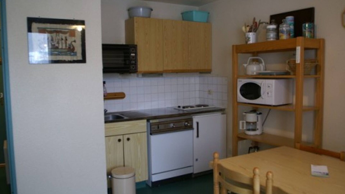 Le Pleynet Apartment | Cozy 2-room cabin apartment with balcony, near slopes, Le Pleynet