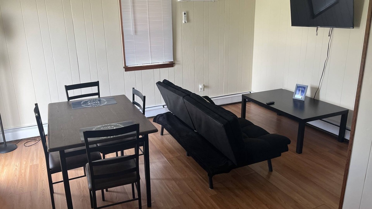 Sanatoga Apartment | Cozy 2BR 1Bath