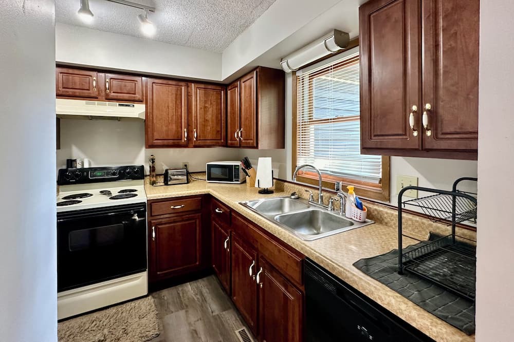 St. Robert House | Cozy 2BR: 5 Min to Fort Leonard Wood