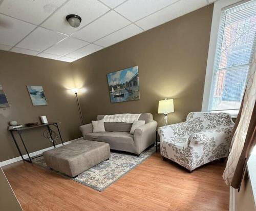 Morgantown Apartment | Cozy 2BR Apartment in the Heart of Morgantown WVU