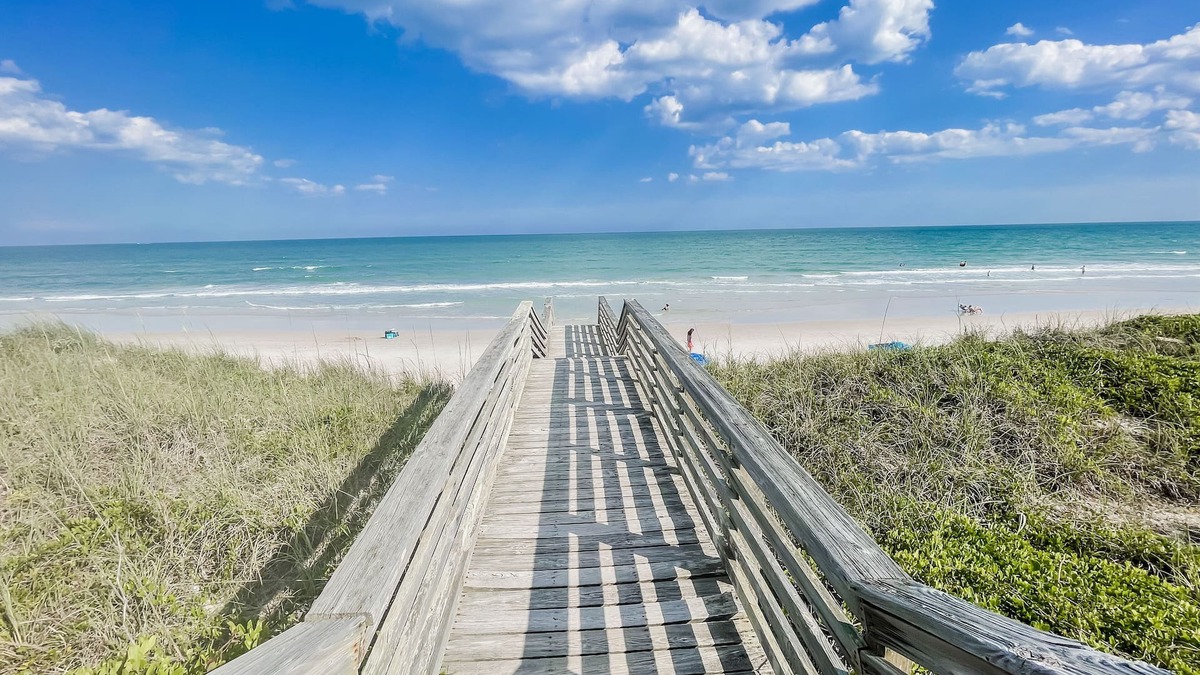 Sneads Ferry House | ☀️Cozy 2Br Beach House☀️ with Private Beach Access!