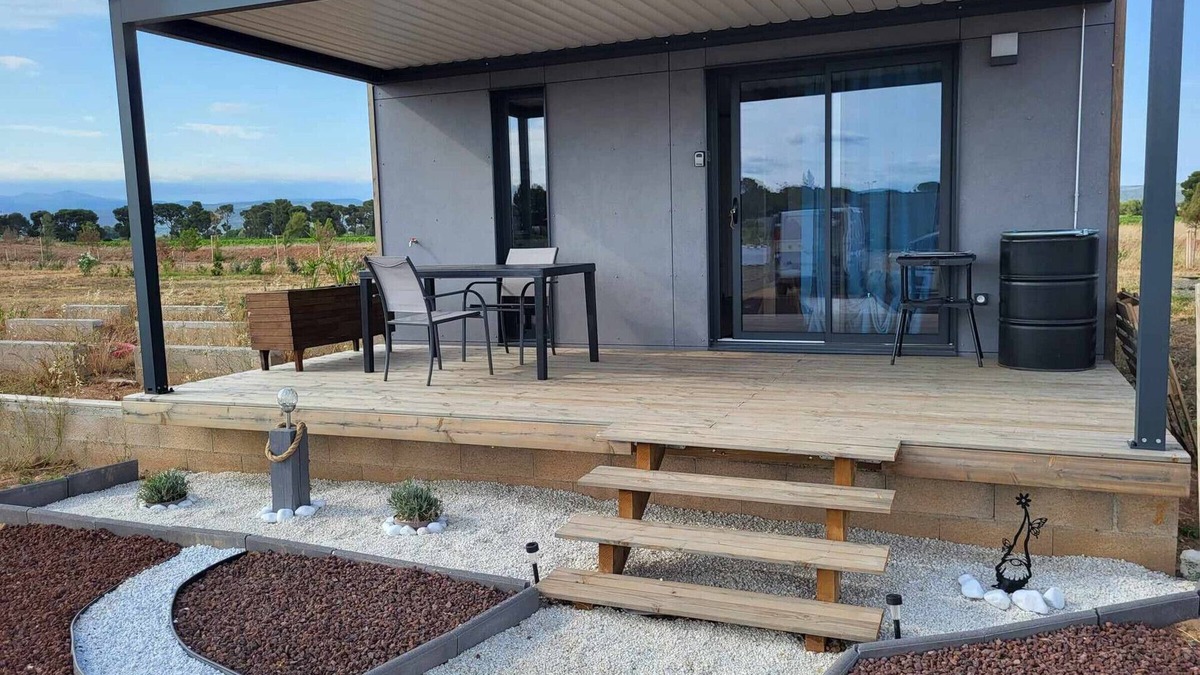 Olonzac Ski Chalet | Cozy 2BR Chalet 100m from Lake Jouarres with Heated Pool & Bike Trail Access