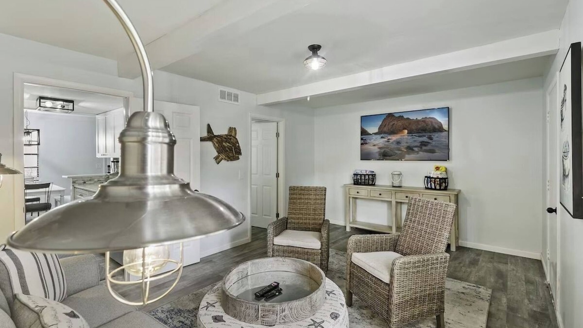 Palmetto Dunes Cottage | Cozy 2BR Hilton Head Townhome w/Pool Access