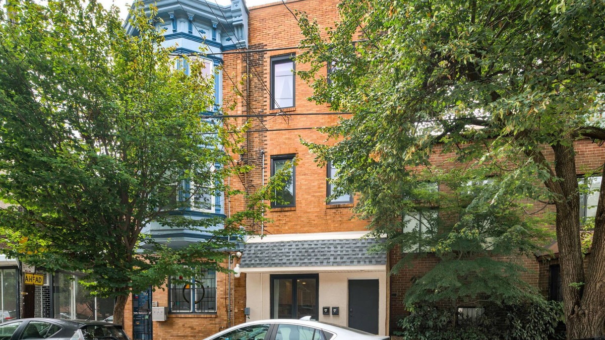 Queen Village Apartment | Cozy 2BR in Queen Village – Prime Location!