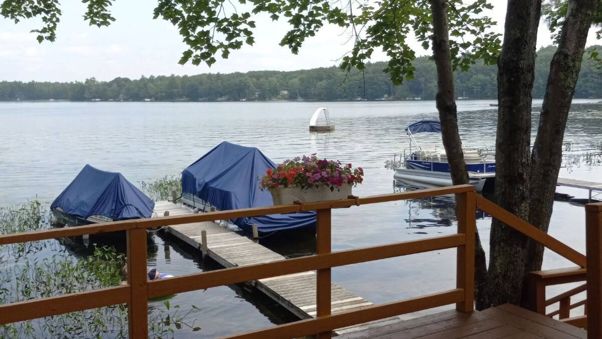 Lyman Cottage | Cozy 2BR Pondside Cottage