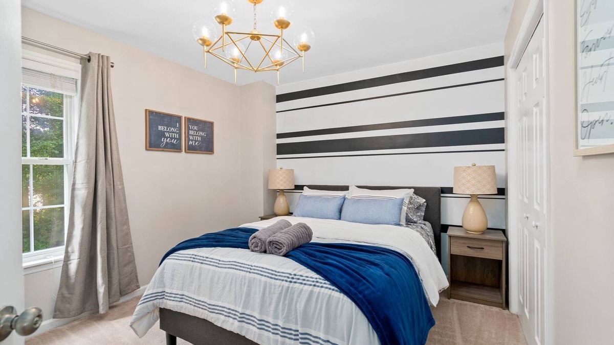 Southeast Raleigh House | Cozy 2BR Retreat + BBQ, WIFI & Parking