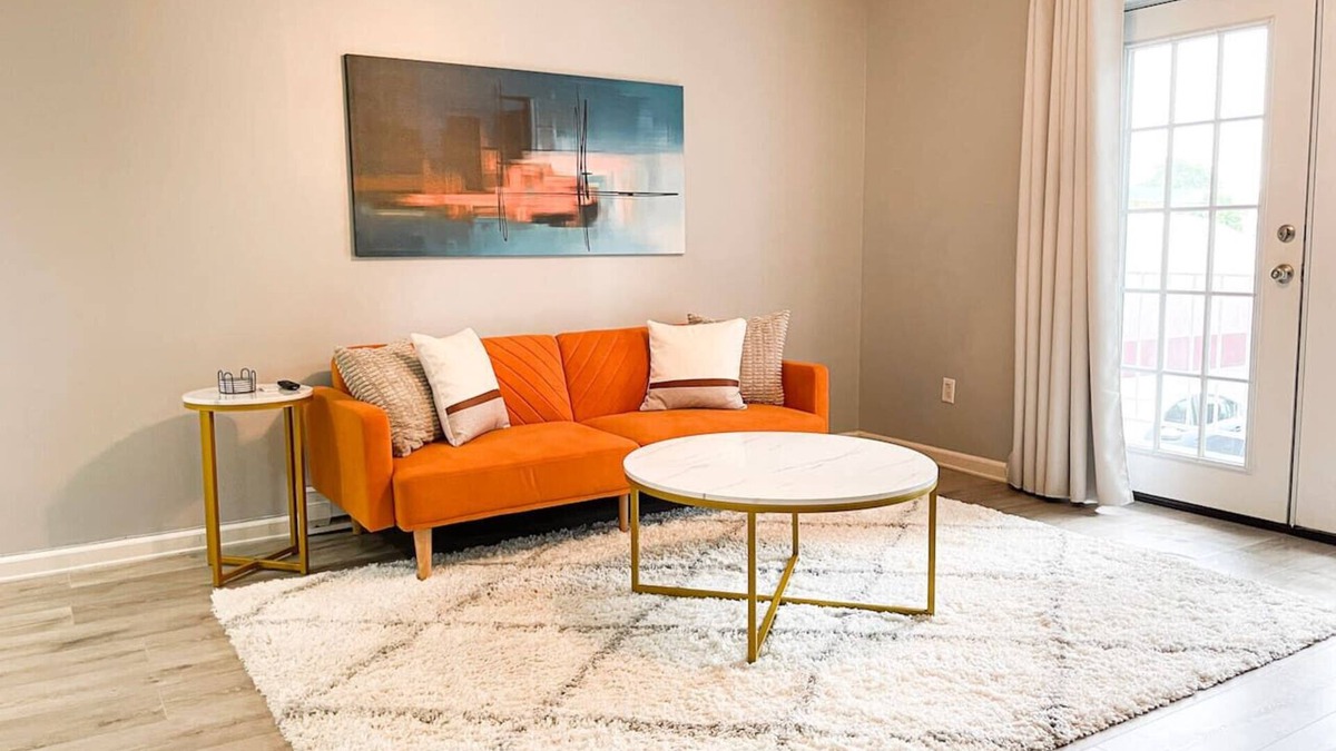 Franklin Apartment | Cozy 2BR with private parking