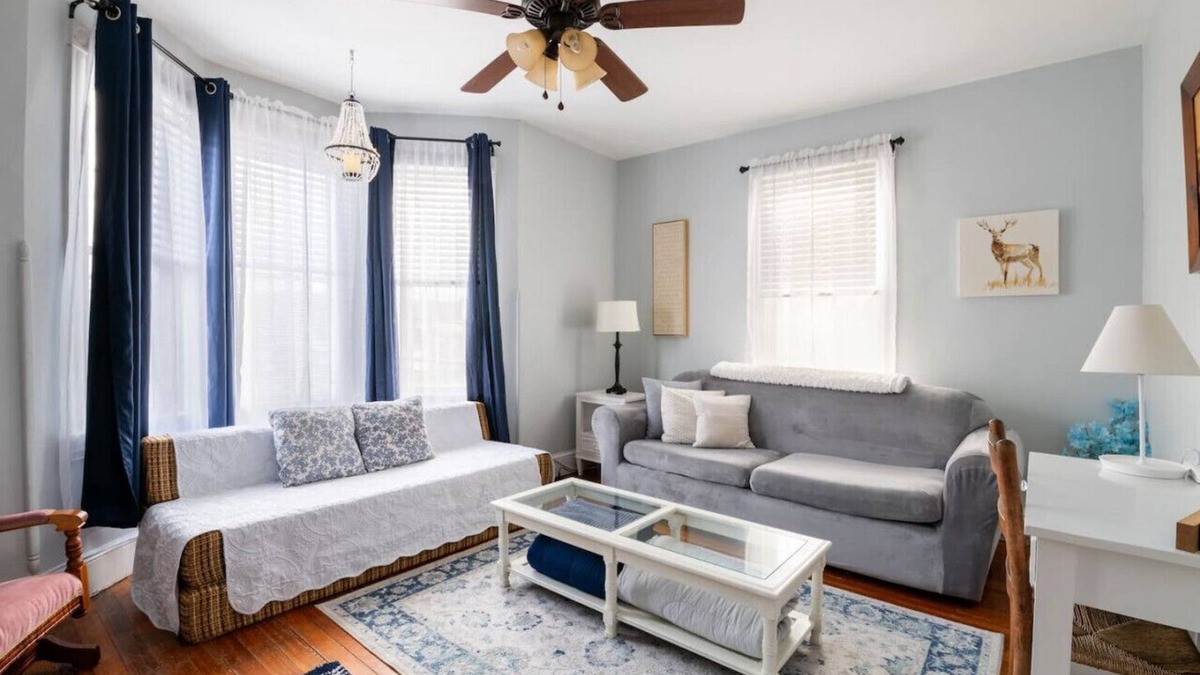 Sinking Spring Apartment | Cozy 2nd Floor3 bedroom unit with off street parking
