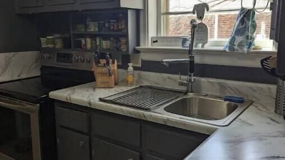 North Chesterfield Apartment | Cozy 3 bed 2 bath , pet friendly home
