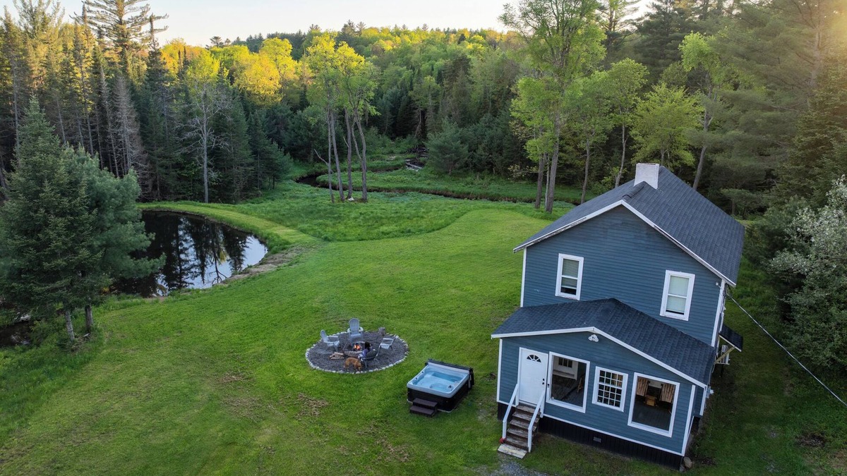 Boonville Cabin | Cozy 3 Bedroom Cabin in the Adirondack Foothills