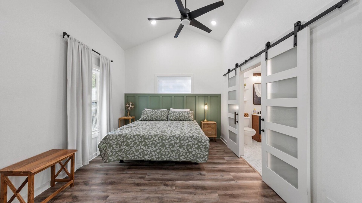 University House | Cozy 3 bedroom, close to Baylor & Magnolia