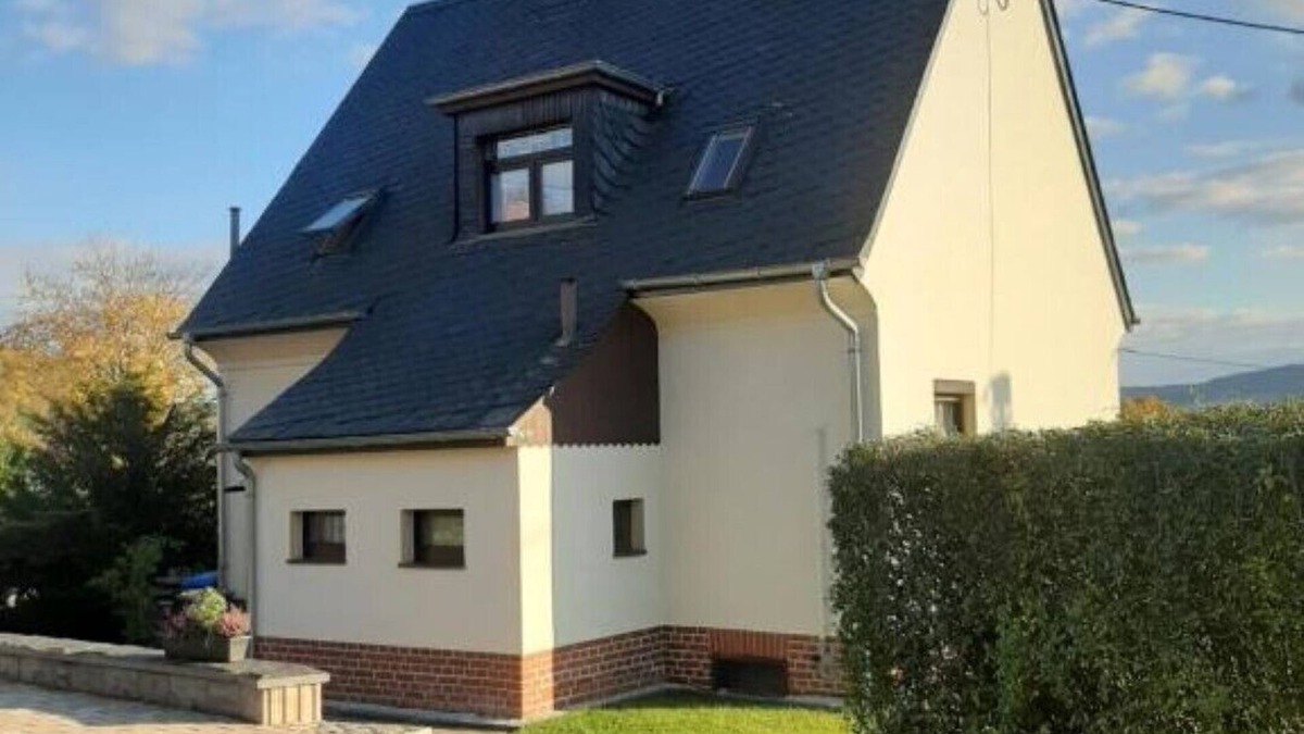 Wilkau-Haßlau House | Cozy 3 bedroom house with great views in a quiet location