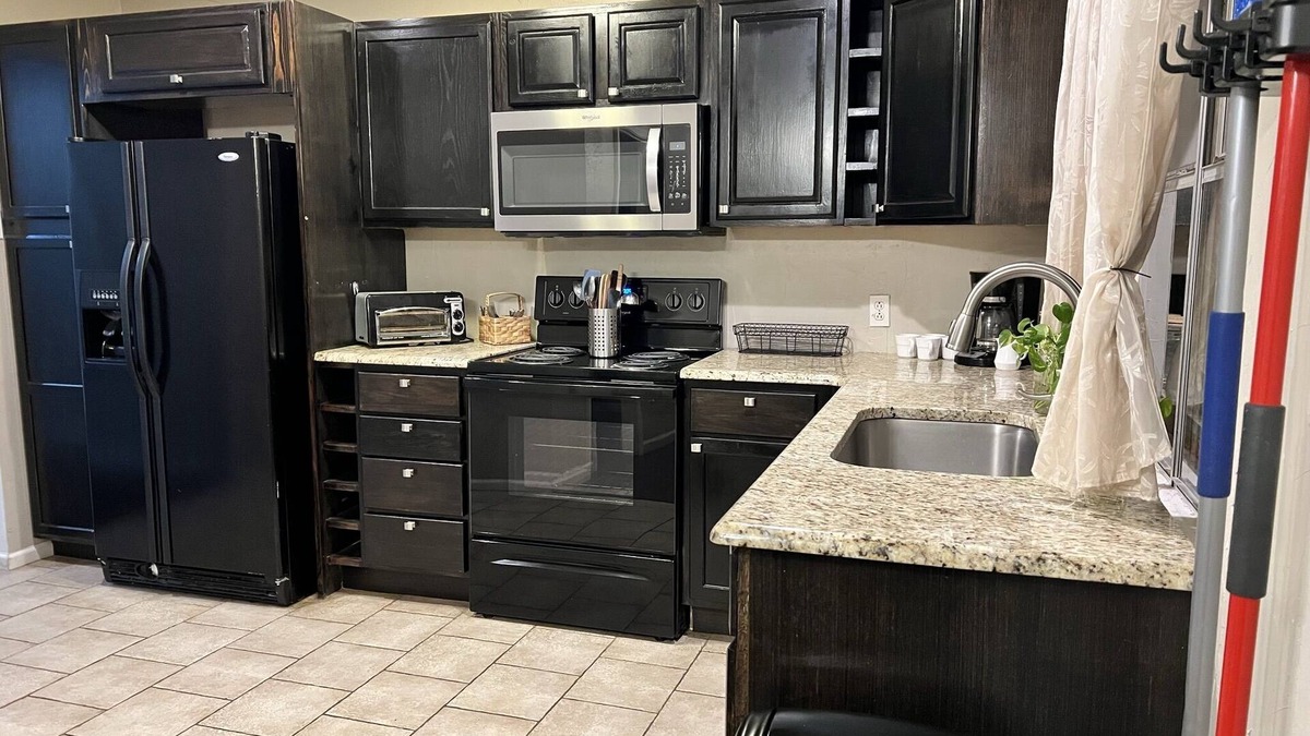 Ardmore House | Cozy 3 bedroom home near Lake Murray