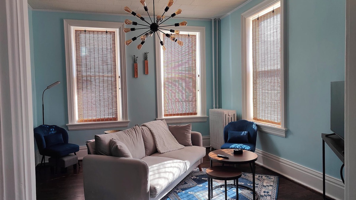 Huntingdon House | Cozy 3-Bedroom Home, Great Location in Downtown Huntingdon