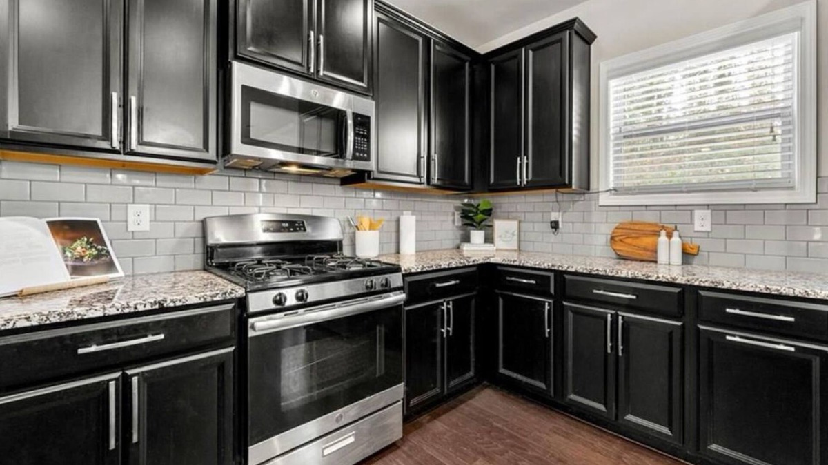 Doraville House | Cozy 3-bedroom house in enjoyable Atlanta with WiFi and AC