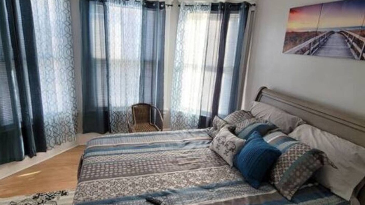 West Haven House | Cozy 3 bedroom minutes from Yale and the beach