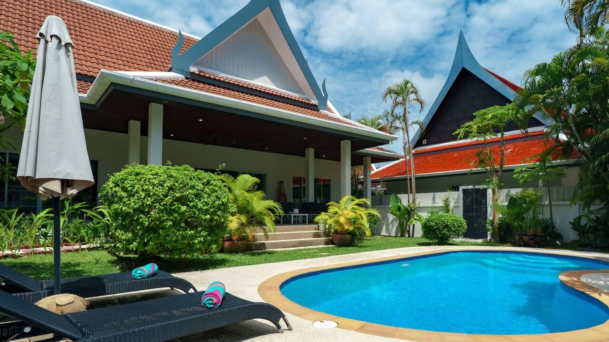 Ban Saiyuan Villa | Cozy 3 bedrooms villa with 2 swimming pools