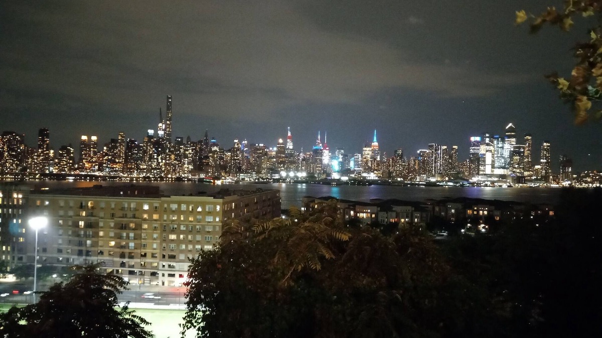 West New York Apartment | Cozy 3 BR for U Near Manhattan View, 15 Min to NYC