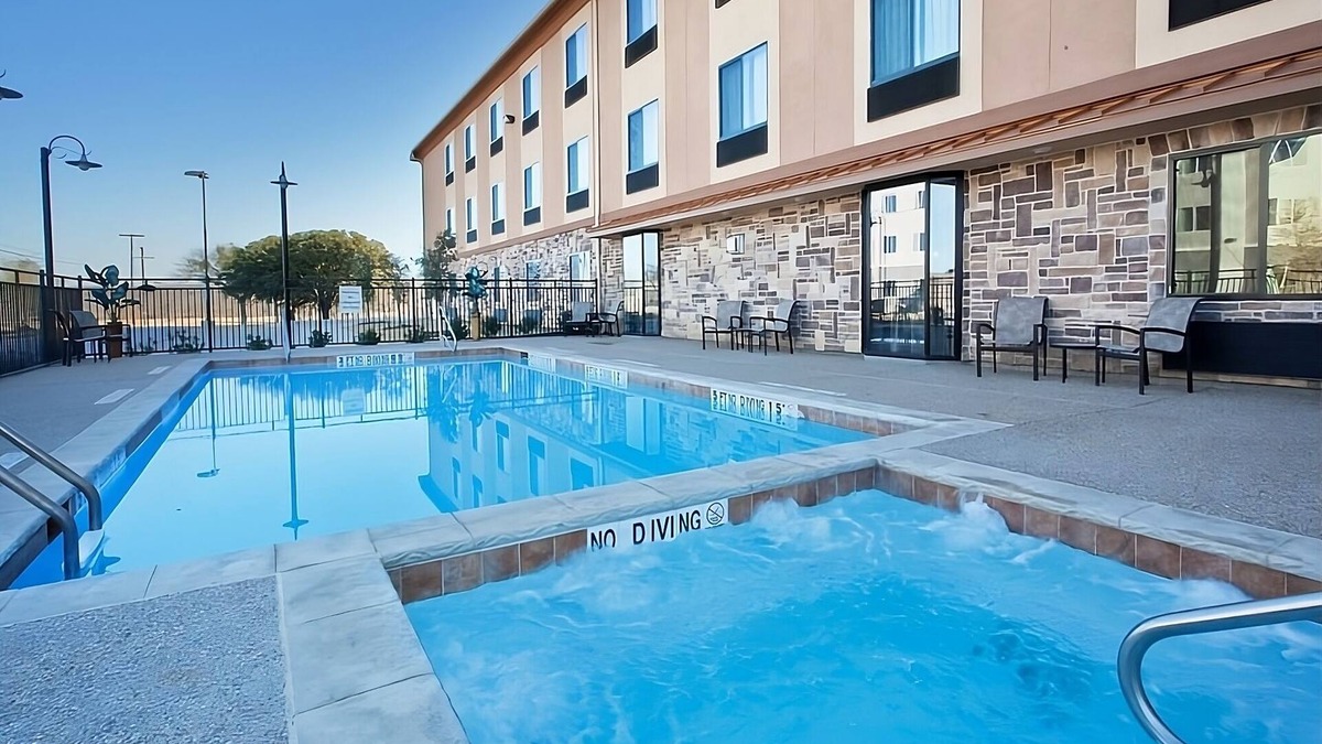 Mineral Wells House | Cozy 3 Queen Beds Suite at Red Lion Inn & Suites, Free Parking, Outdoor Pool!