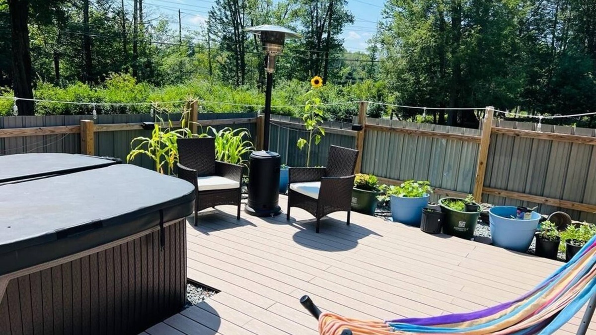 Monticello House | Cozy 3BR 2BA Cottage - Your Perfect Catskills Family Getaway!