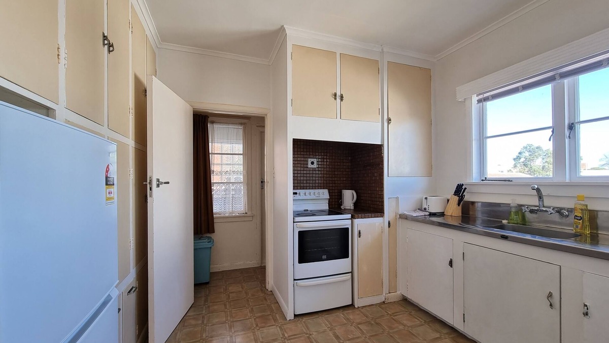 Mount Roskill House | Cozy 3BR - Heat Pump & Wifi & Netflix
