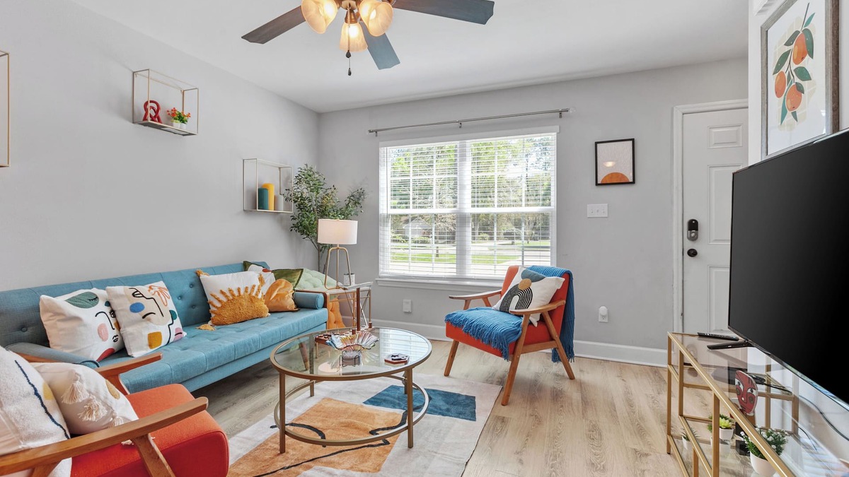 Killearn Estates House | Cozy 3BR Home l Big Backyard l Pet-Friendly