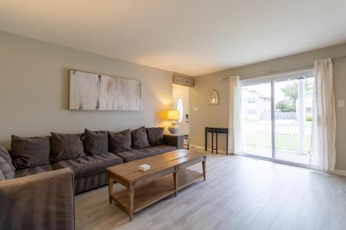 Southend Apartment | Cozy 3BR Home - Steps from the Shore