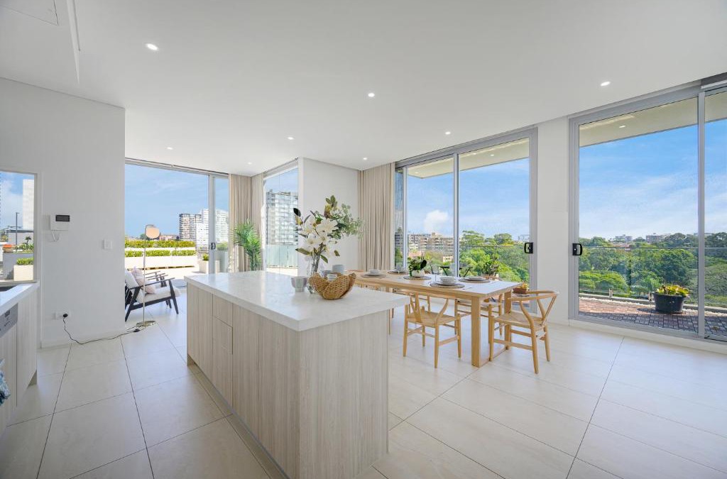 Burwood Apartment | Cozy 3BR Home with Large Balcony for Relaxation