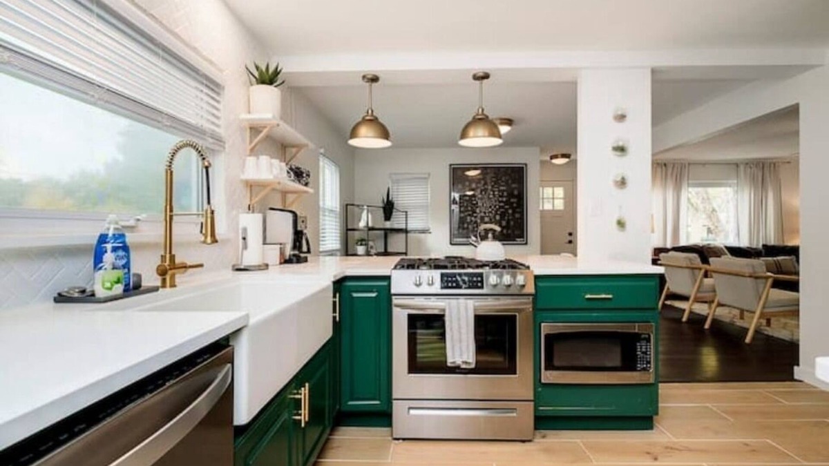 Indianapolis House | Cozy 3BR Vacation Home Broad Ripple Indianapolis