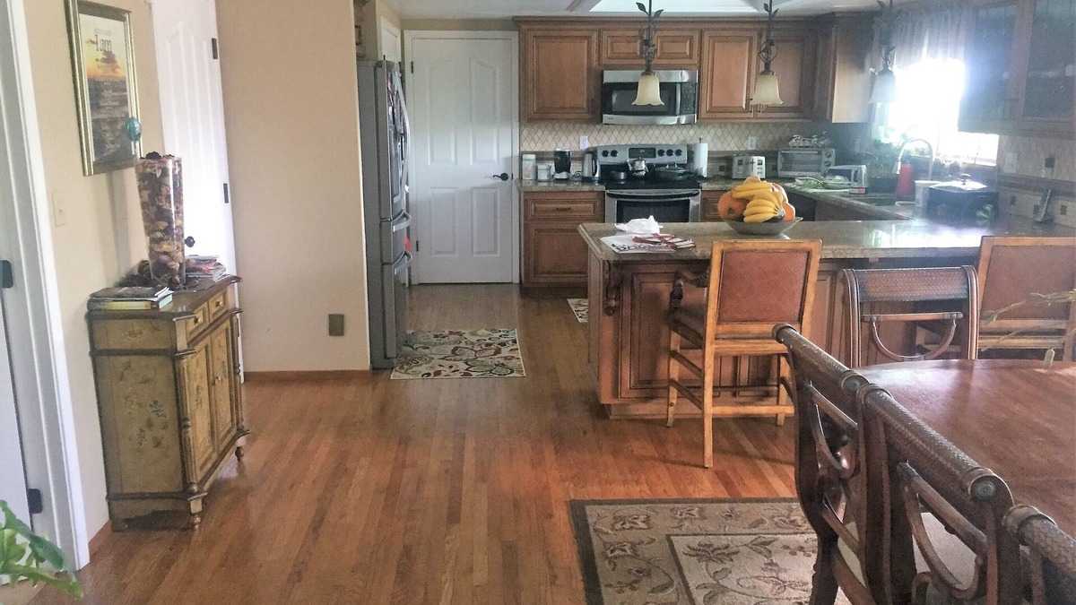 Antioch House | Cozy 4-bedroom house in peaceful Antioch with WiFi, AC