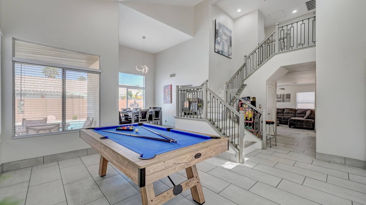 Enterprise House | Cozy 5-Bedroom Oasis Near the Strip: Arcades, Pool, and BBQ Haven!