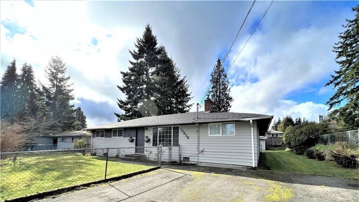 Everett House | Cozy 7-bedroom 2 baths