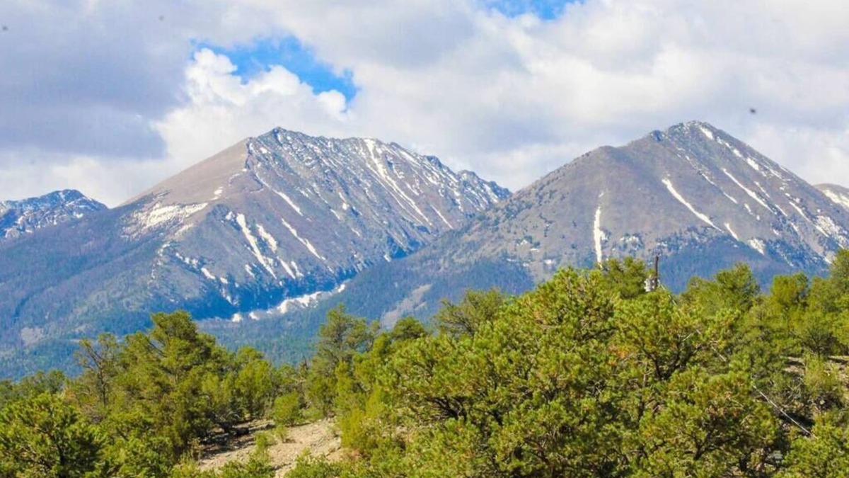 Howard Cabin | Cozy A Frame Cabin with Arkansas River View