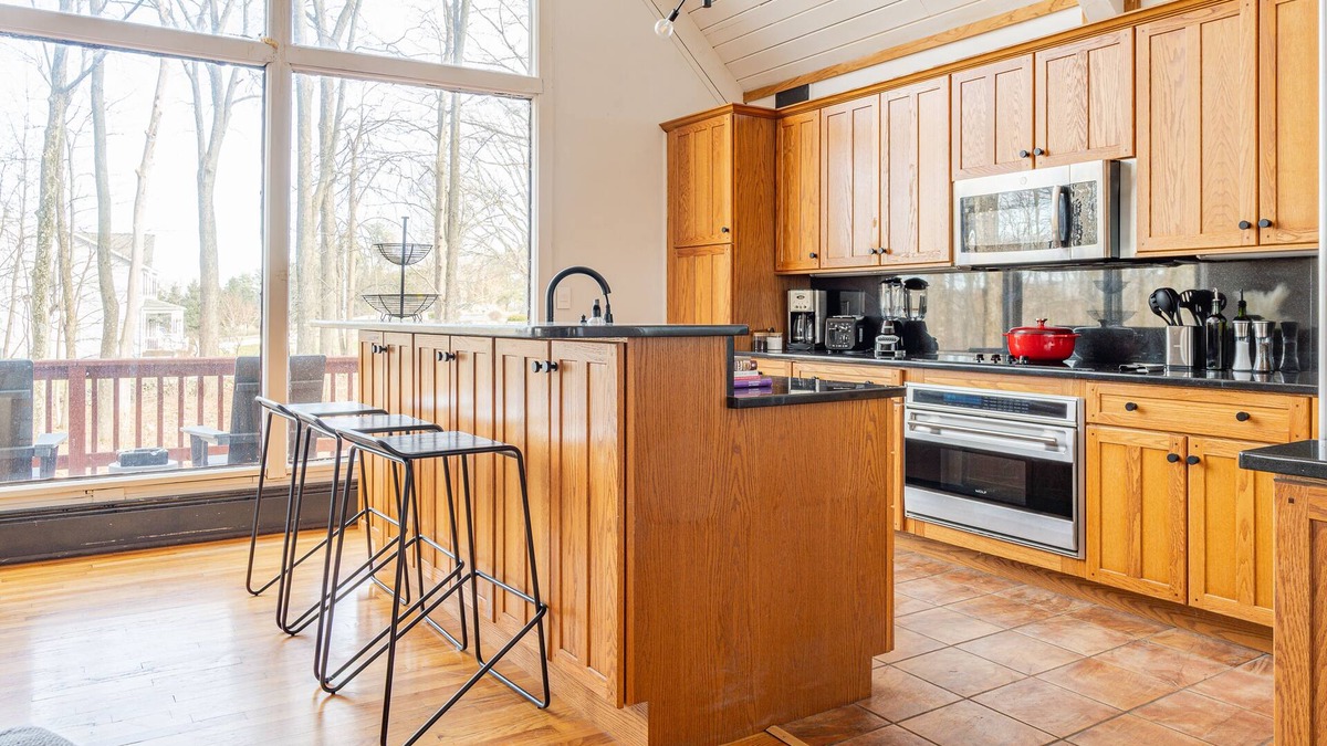 Circleville House | Cozy A-Frame Chalet in the Hudson Valley