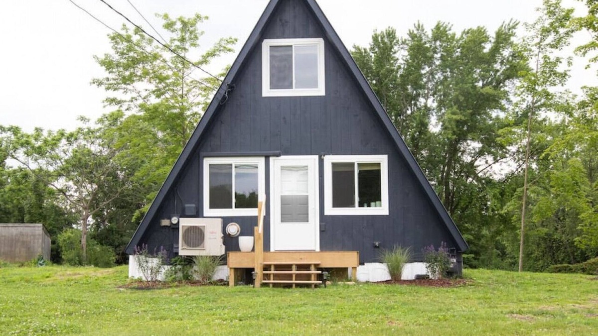 Essex Junction House | Cozy A-Frame near Burlington & Smuggler's Notch