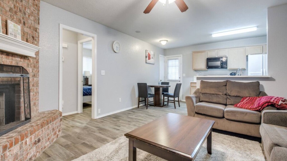 Frisco House | Cozy Accommodation In Quiet Neighborhood; near downtown Frisco,Toyota Stadium