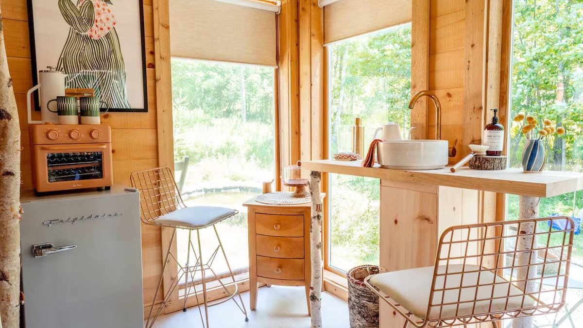 Keene Cabin | Cozy Adirondack Mountain Cottage with AC, WiFi