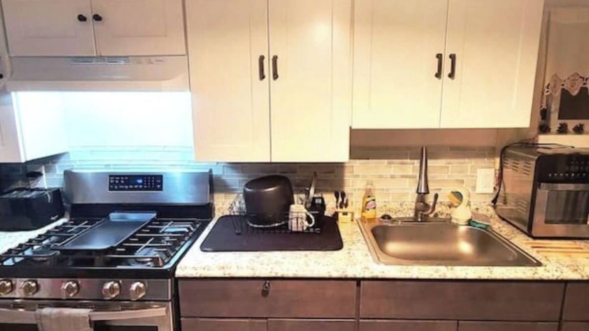 Newark Apartment | Cozy adorable 2 bedroom luxury suite