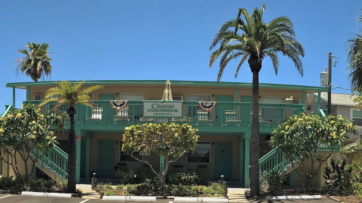 Belleair Beach Condo | Cozy Affordable Beach Condo