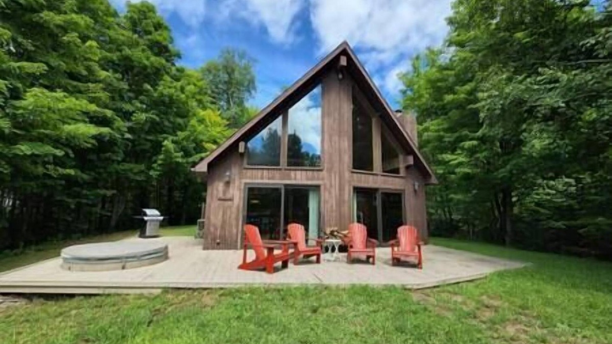 Whippleville House | Cozy AFrame Cabin w/Hot Tub overlooking Titus Mtn