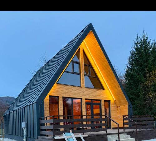 Traisteni Cabin | Cozy Aframe Valea Doftanei