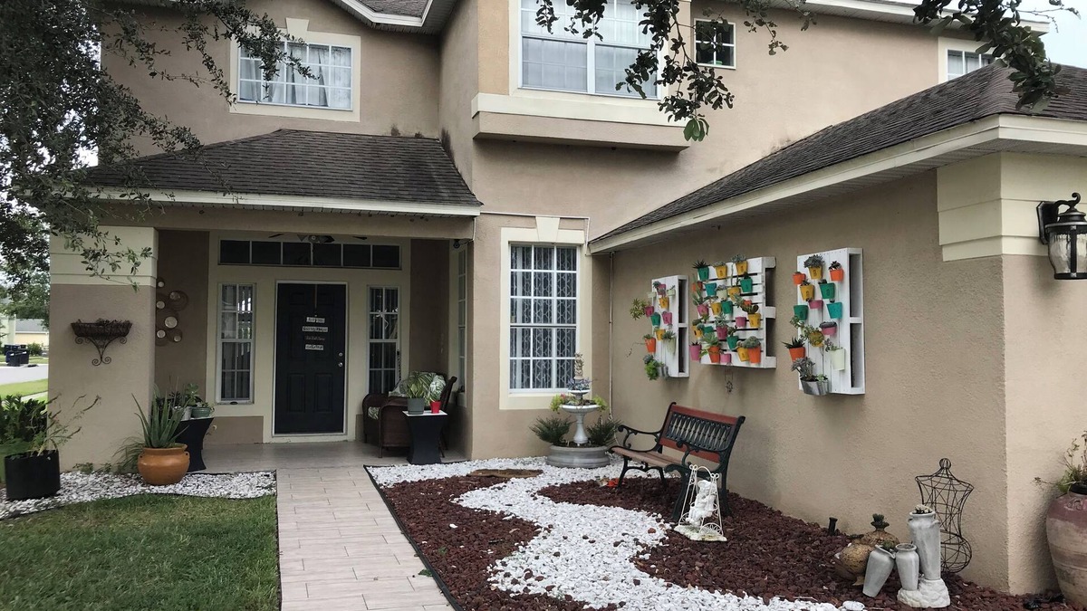 Orlando Villa | Cozy and and spacious and well located, very close to theme parks.