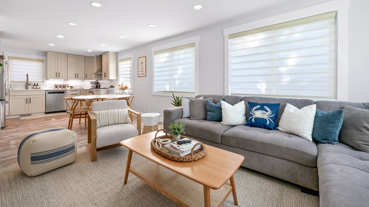 Birch Bay Cottage | Cozy and bright cottage by the bay