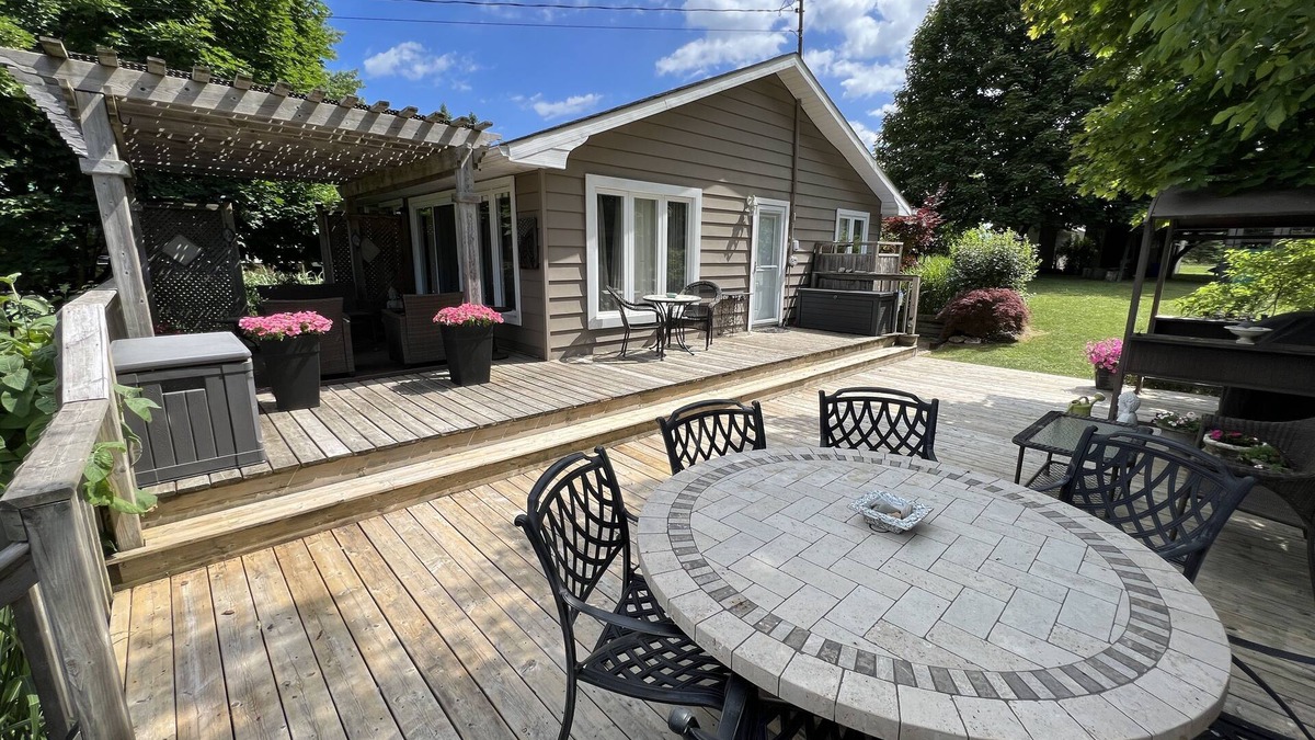Bluewater House | Cozy and comfortable 3-bedroom getaway