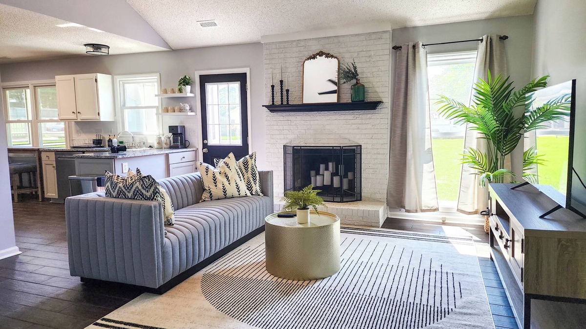 Indian Trail House | Cozy and gorgeous ranch in Matthews.