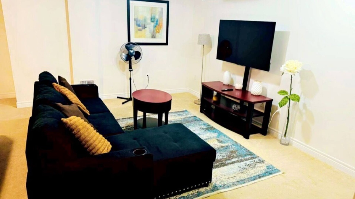 Halton Regional Municipality Apartment | Cozy and private 1-bedroom apartment in a serene Milton neighborhood