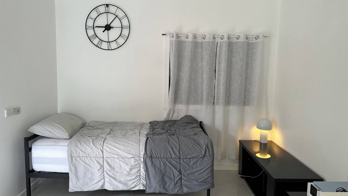 Miller Apartment | Cozy and private one bedroom studio with double bed for couples or single