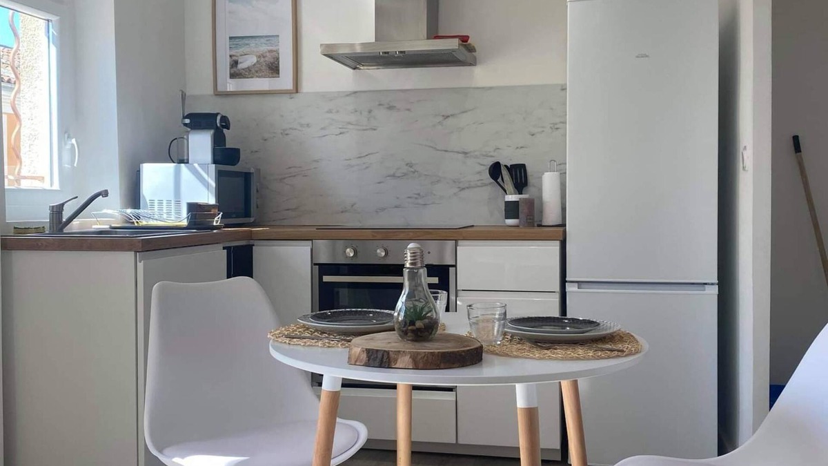 La Crau Apartment | Cozy and renovated apartment in the city center 😁