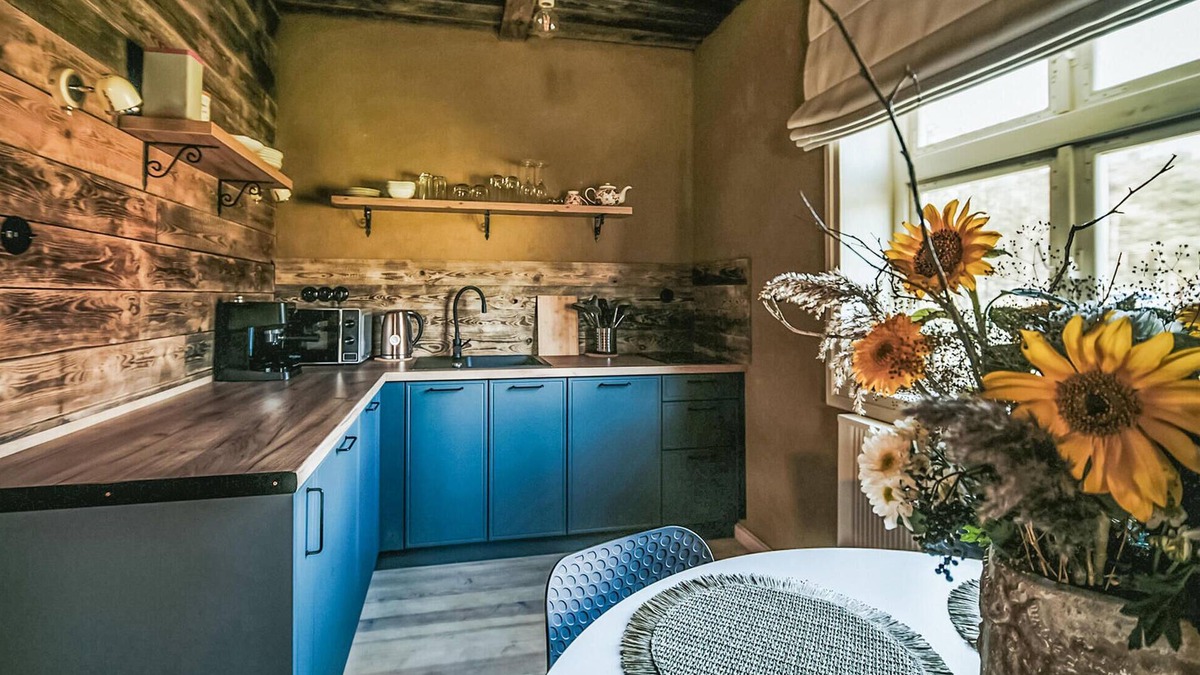 Cekcyn House | Cozy and rustic wooden house in an idyllic location.